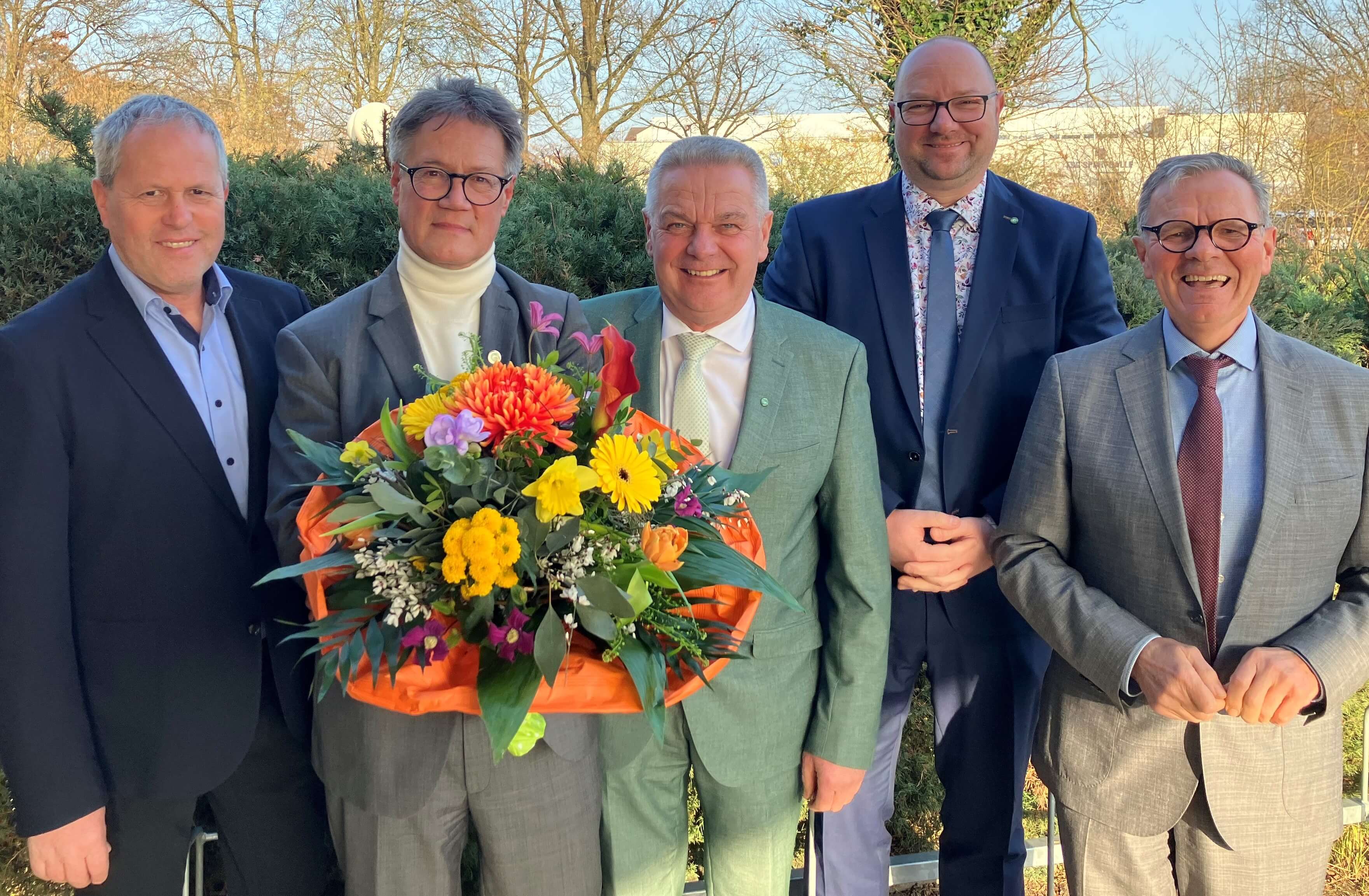 V.l.: Vizepräsident Christof Clauss, Uli Natterer, Präsident Gerhard Hugenschmidt, Vizepräsident Stefan Emert, Vizepräsident und Schatzmeister Berthold Klumpen